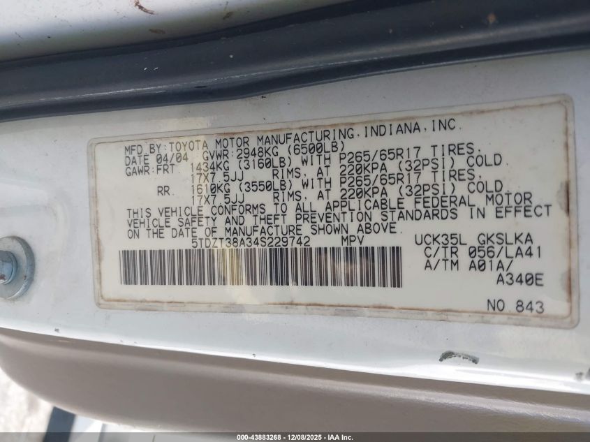 2004 Toyota Sequoia Limited V8 VIN: 5TDZT38A34S229742 Lot: 43883268