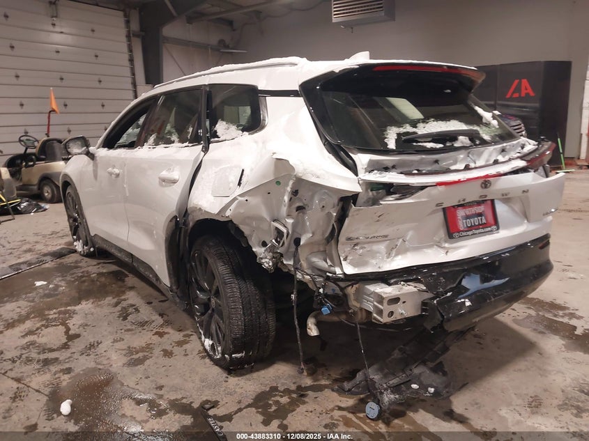 2025 Toyota Crown Signia Limited