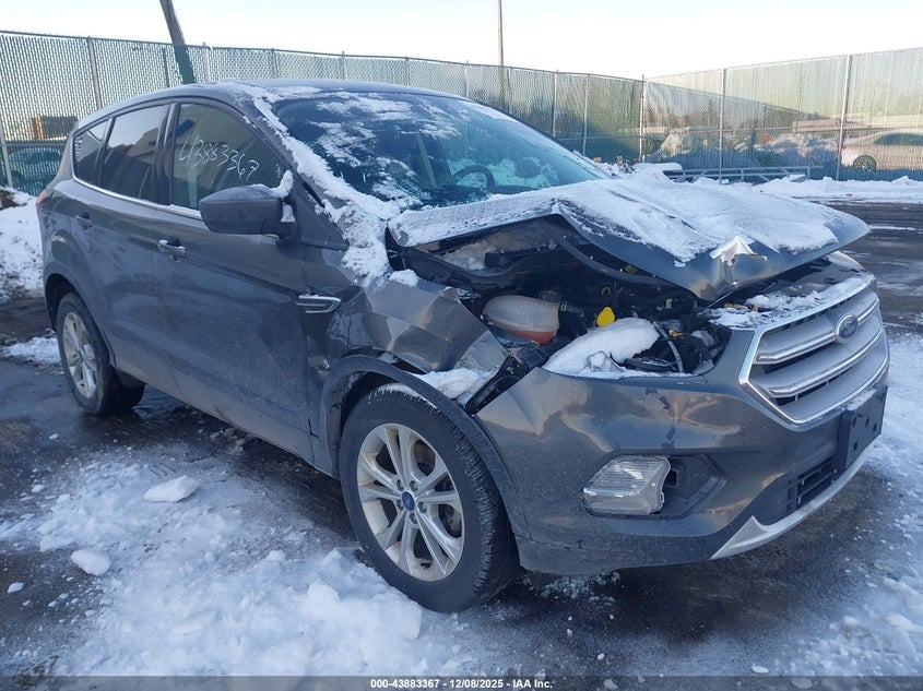 VIN 1FMCU0GD1KUC47545 2019 FORD ESCAPE SE