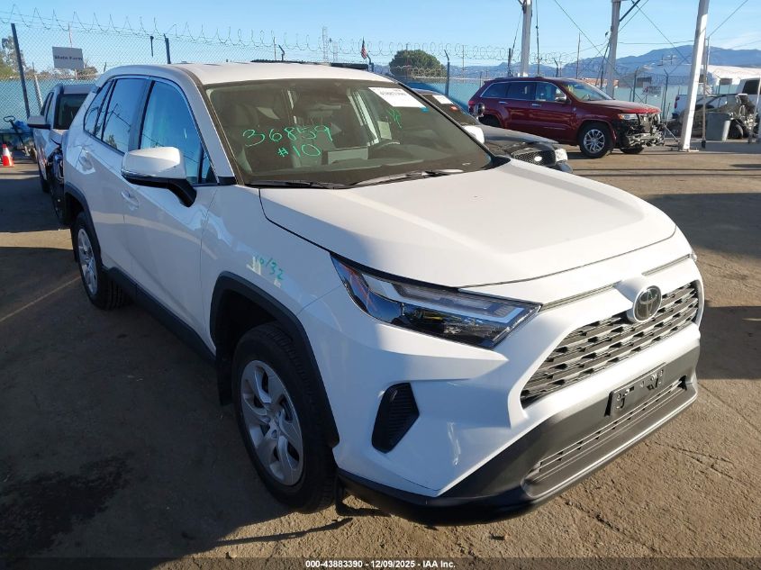 TOYOTA RAV4 LE