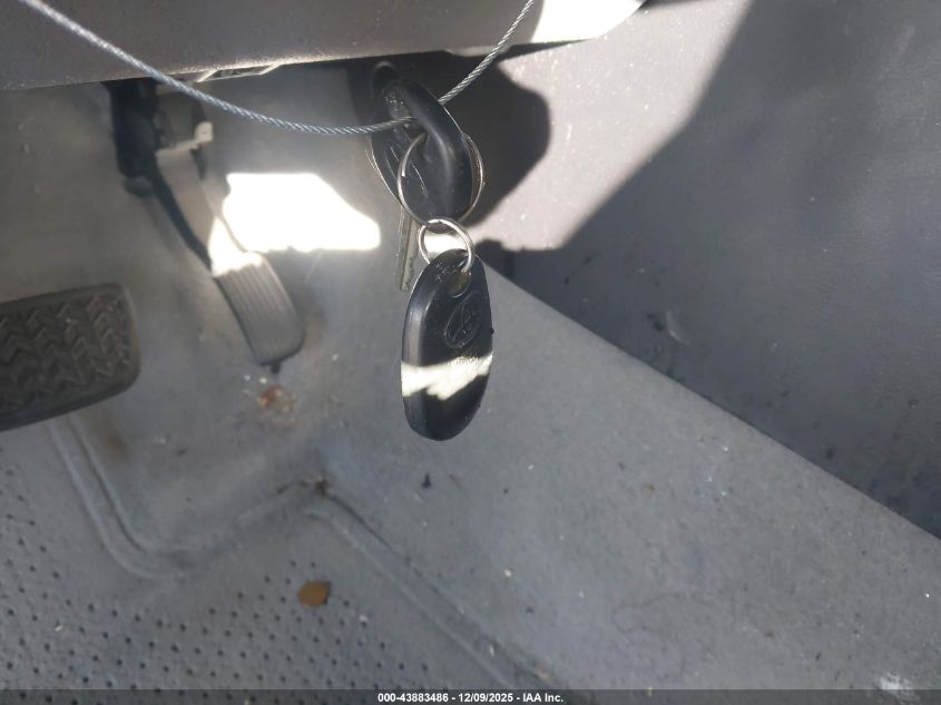 2007 Toyota Tundra Sr5 V8 VIN: 5TFRV54127X004805 Lot: 43883486