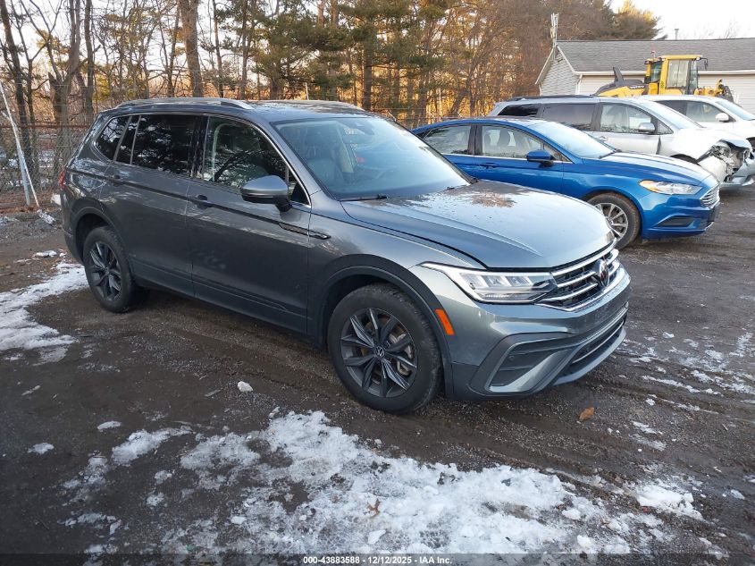 VOLKSWAGEN TIGUAN 2.0T SE