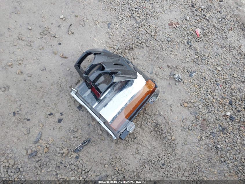 2025 Ford Maverick Lariat VIN: 3FTTW8SA2SRA54838 Lot: 43883643