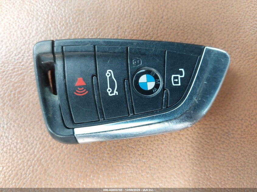 BMW 330I - zdjęcie 11