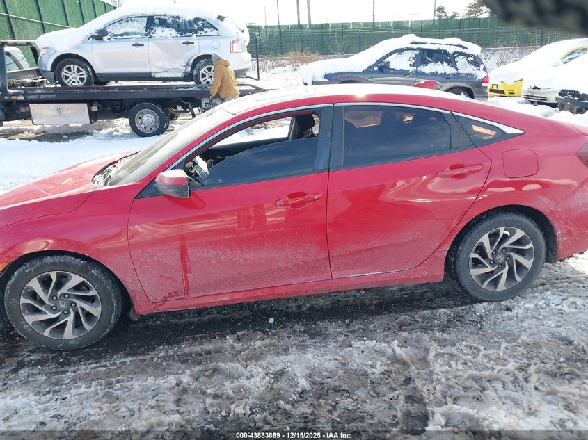 VIN 2HGFC2F7XJH566084 2018 HONDA CIVIC EX