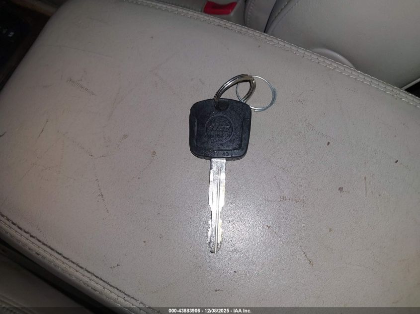 2001 Toyota Land Cruiser VIN: JTEHT05JX12010743 Lot: 43883906