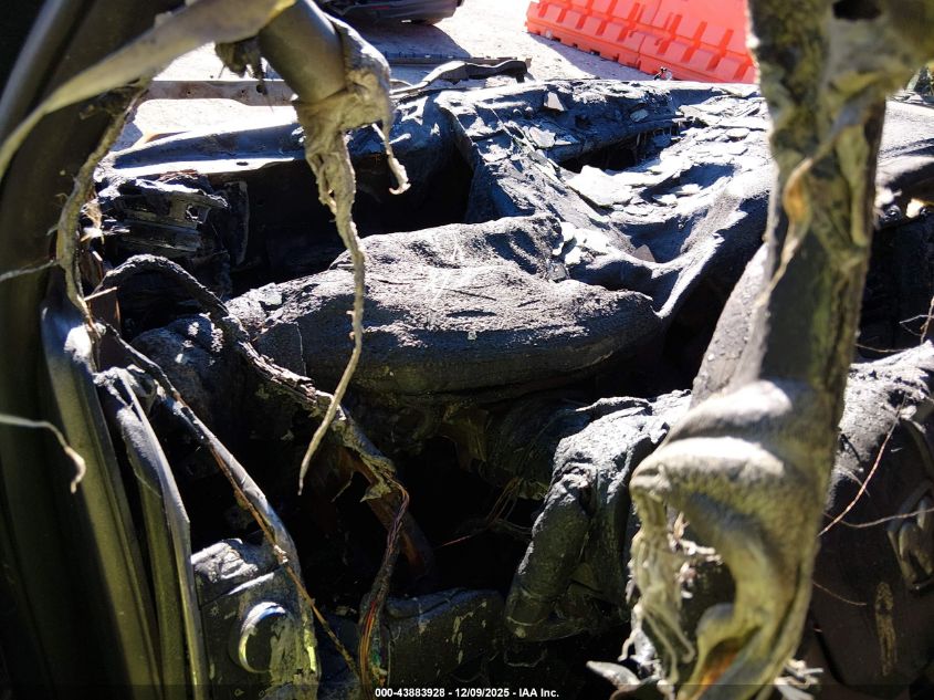 2017 Ram 1500 Laramie 4X4 5'7 Box VIN: 1C6RR7NM3HS877381 Lot: 43883928