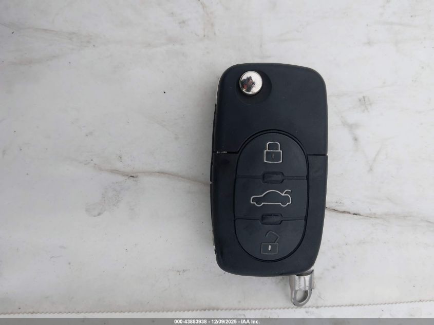 2000 Volkswagen Gti Gls 1.8L Turbo VIN: WVWDH21J0YW688328 Lot: 43883938