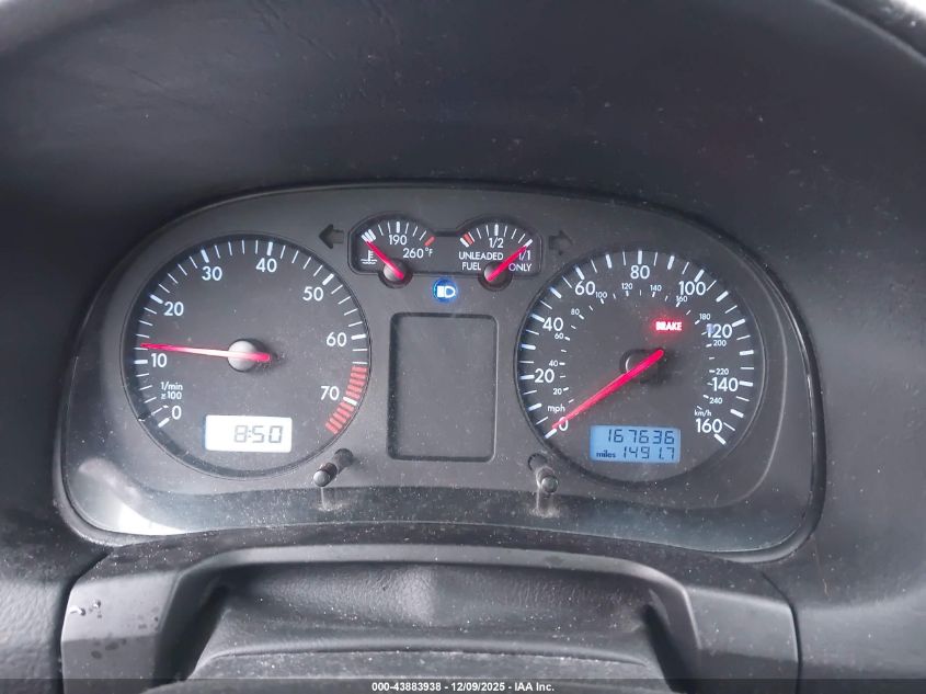 2000 Volkswagen Gti Gls 1.8L Turbo VIN: WVWDH21J0YW688328 Lot: 43883938