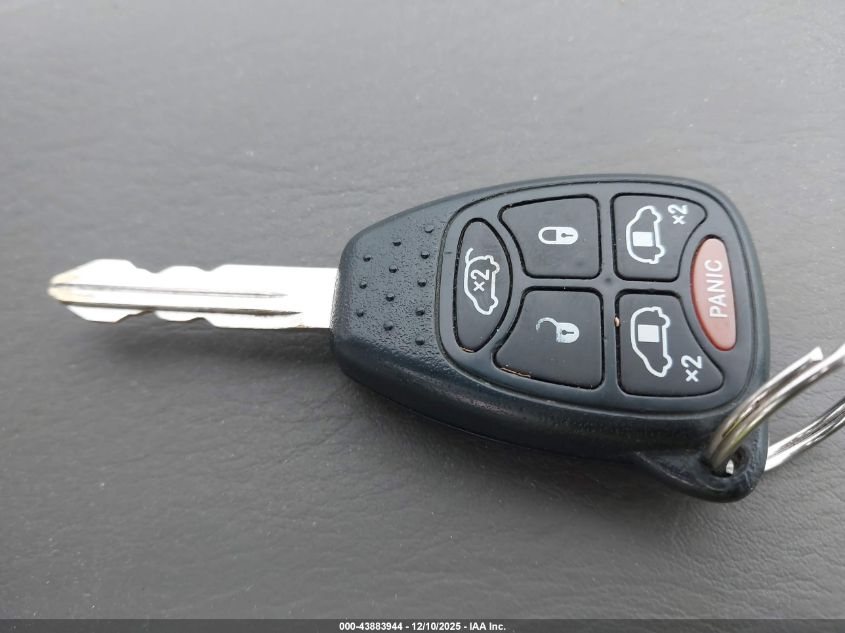 2007 Dodge Grand Caravan Sxt VIN: 2D4GP44L87R113297 Lot: 43883944