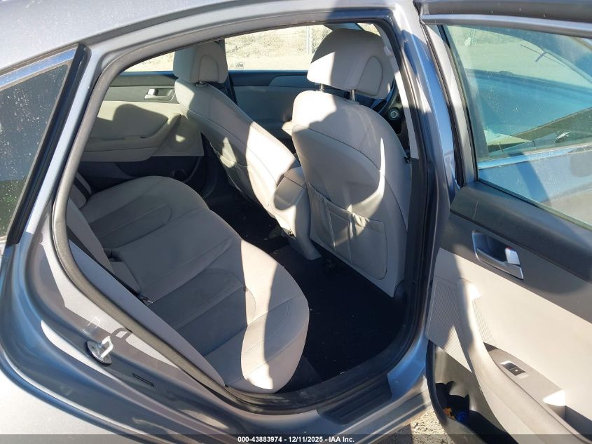 2017 Hyundai Sonata VIN: 5NPE24AF2HH493477 Lot: 43883974