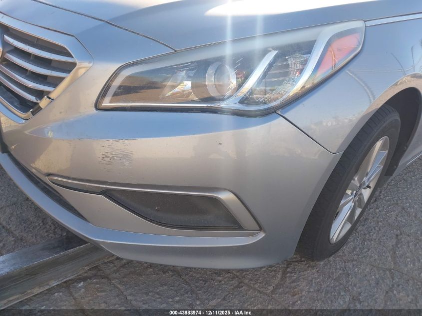 2017 Hyundai Sonata VIN: 5NPE24AF2HH493477 Lot: 43883974