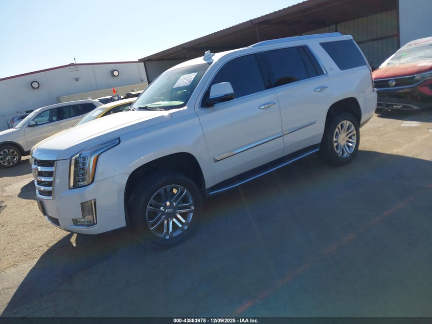 Vin: 1gys3akj3jr205265, lot: 44379530, cadillac escalade standard 20182