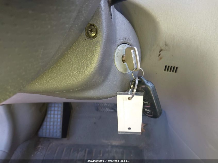 2004 Toyota Corolla Le VIN: 1NXBR32E04Z315836 Lot: 43883979