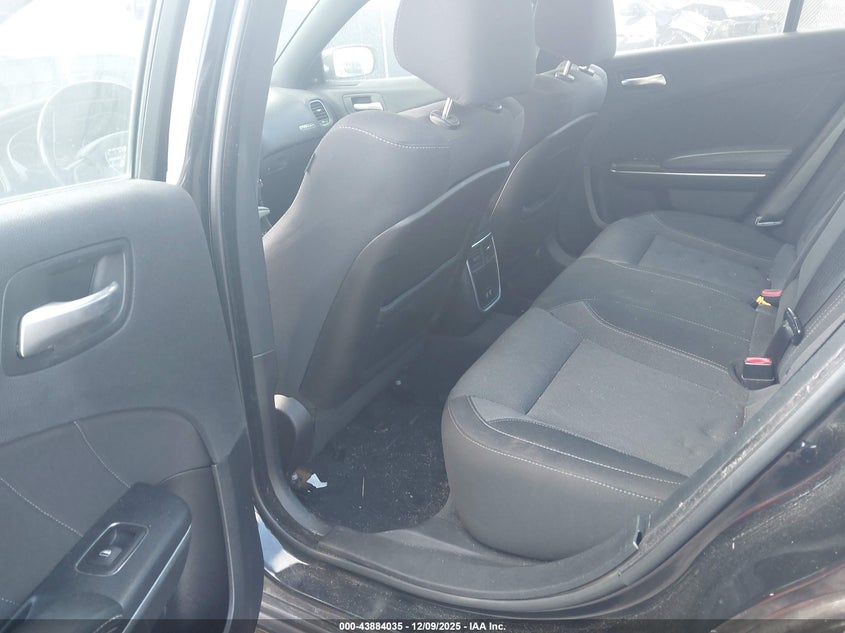 2C3CDXHG2FH805793 2015 DODGE CHARGER photo no. 8