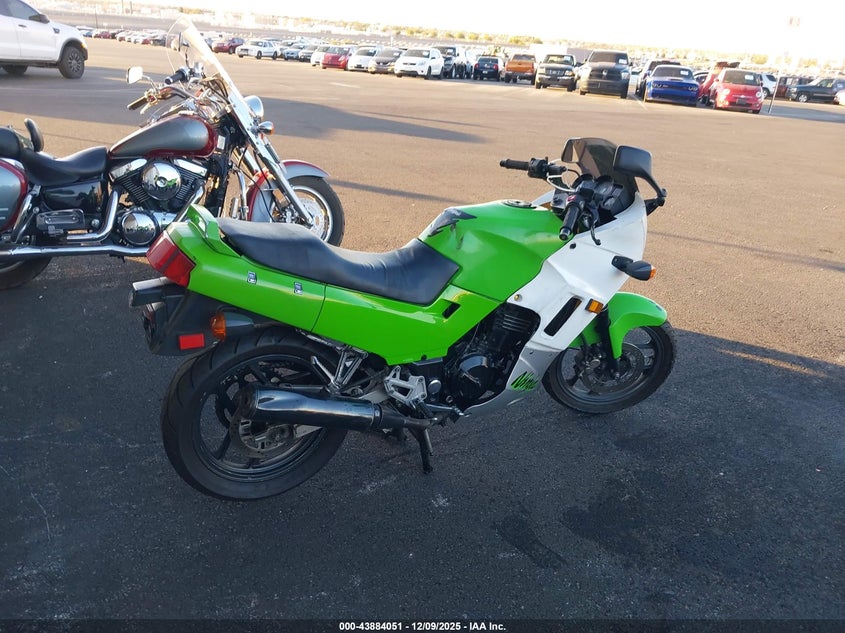 JKAEXMF171A079570 2001 KAWASAKI NINJA photo no. 4