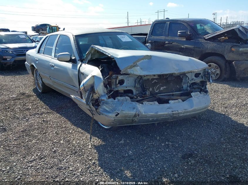 2002 Ford Crown Victoria Standard