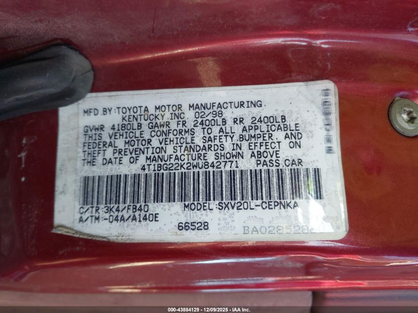 1998 Toyota Camry Le VIN: 4T1BG22K2WU842771 Lot: 43884129