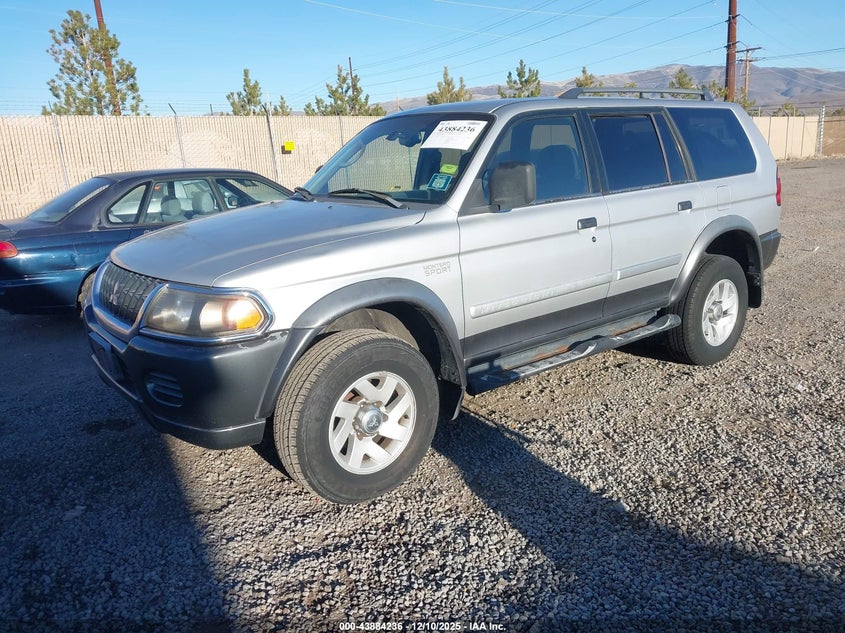 JA4LS31R92J047735 2002 MITSUBISHI MONTERO SPORT photo no. 2