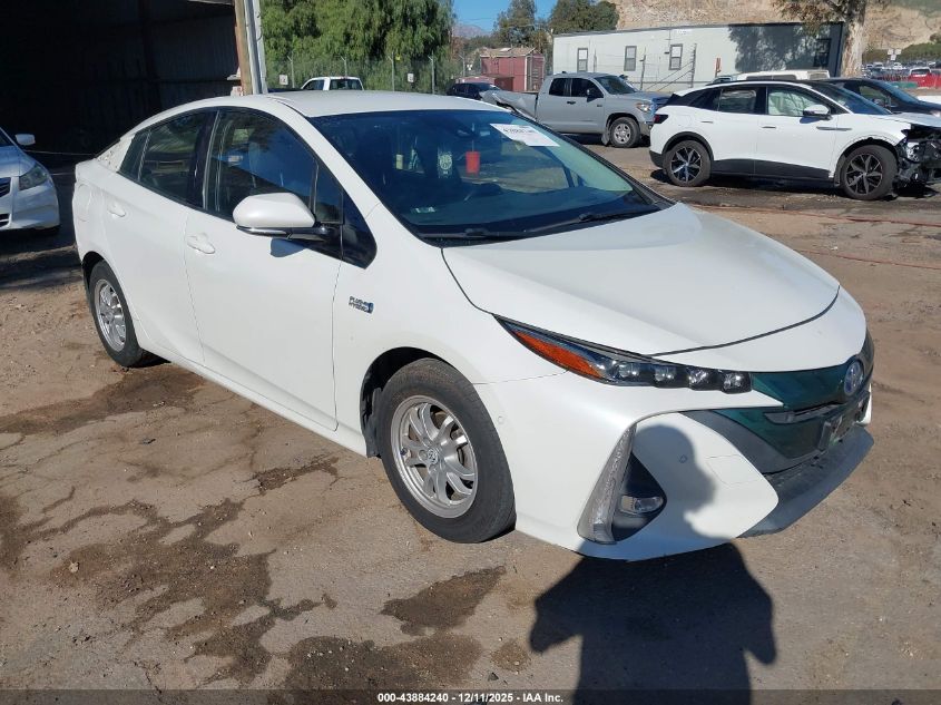 TOYOTA PRIUS PRIME ADVANCED