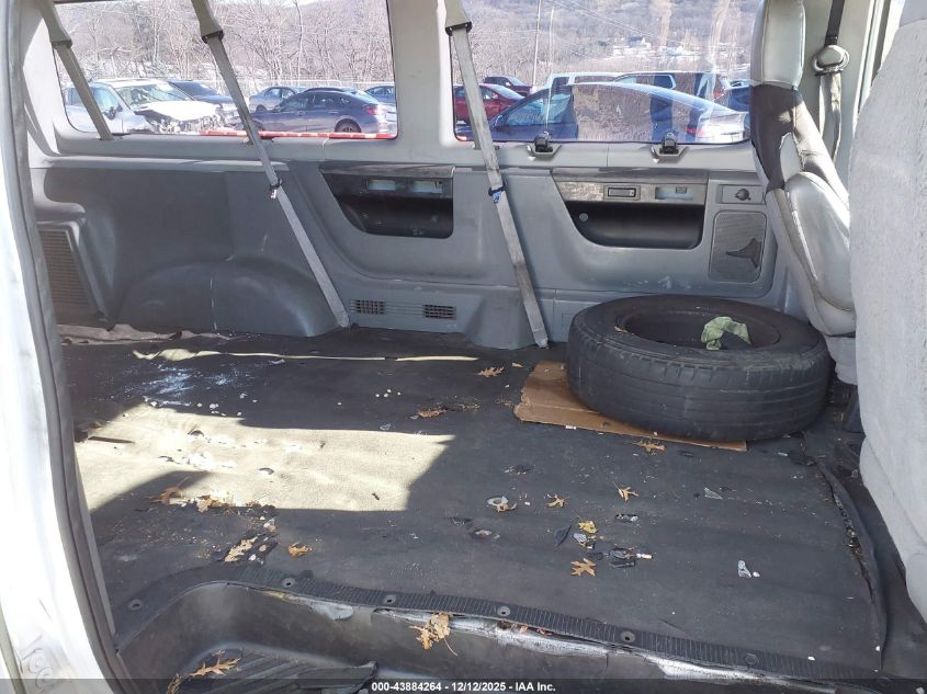 2009 Ford E-350 Super Duty Xl/Xlt VIN: 1FBNE31L79DA68131 Lot: 43884264