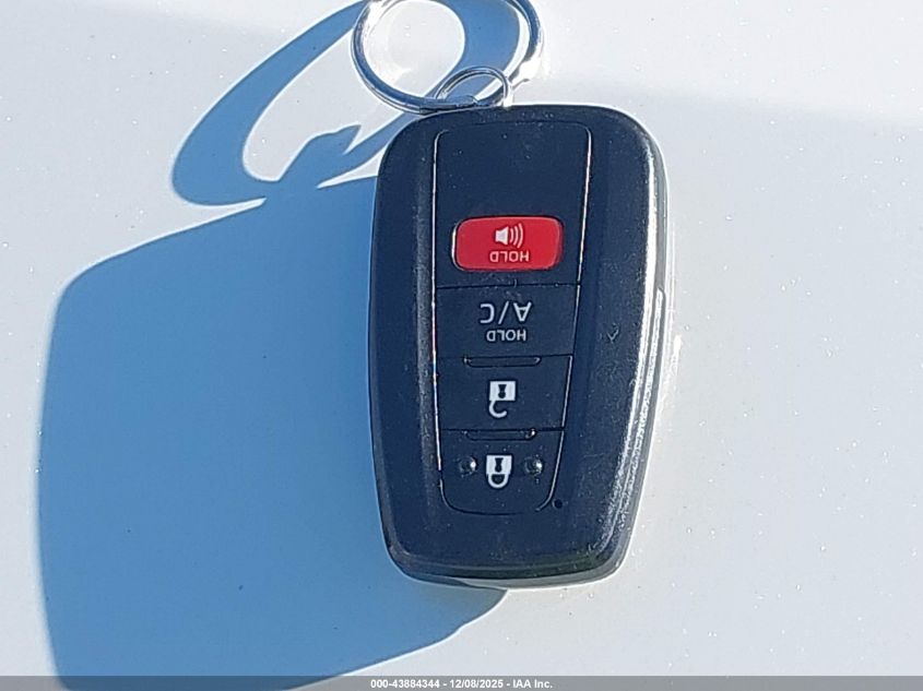 2021 Toyota Prius Prime Limited VIN: JTDKAMFP0M3183339 Lot: 43884344