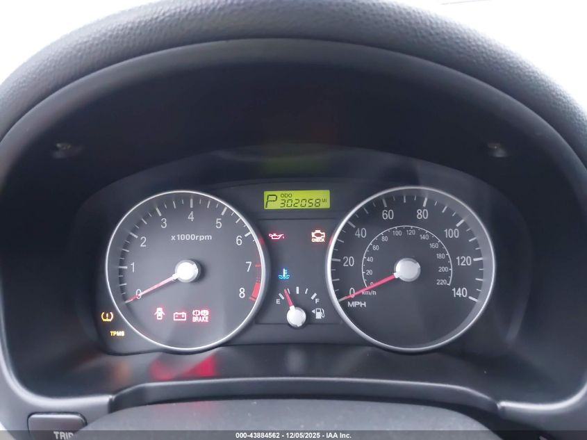 2008 Hyundai Accent Gs VIN: KMHCM36C28U095925 Lot: 43884562