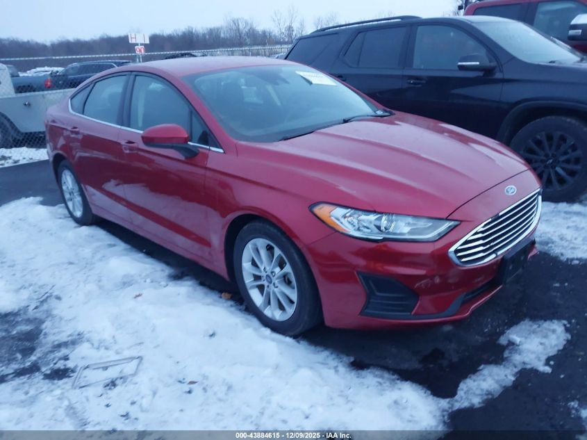 FORD FUSION SE