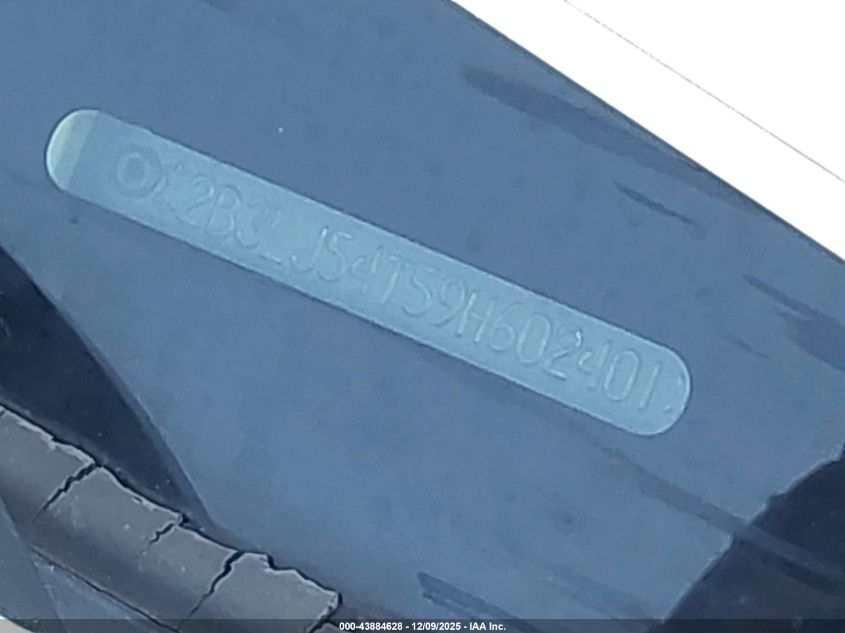 2009 Dodge Challenger R/T VIN: 2B3LJ54T59H602401 Lot: 43884628