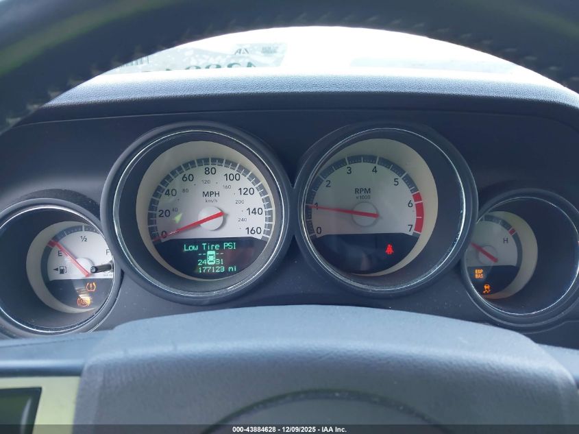 2009 Dodge Challenger R/T VIN: 2B3LJ54T59H602401 Lot: 43884628