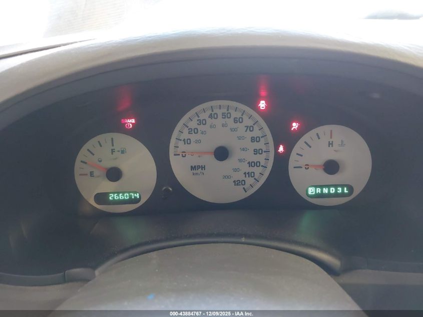 2002 Dodge Caravan Se VIN: 1B8GP25B92B728323 Lot: 43884767