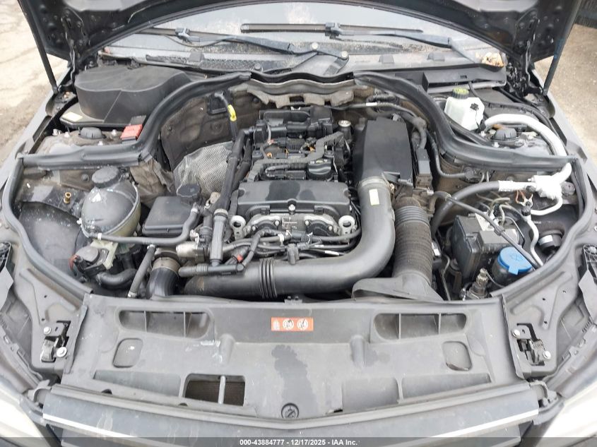 2013 Mercedes-Benz C 250 Sport VIN: WDDGF4HB4DR261472 Lot: 43884777