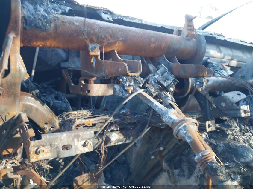 2017 Ford E-450 Cutaway VIN: 1FDXE4FS9HDC26909 Lot: 43884827