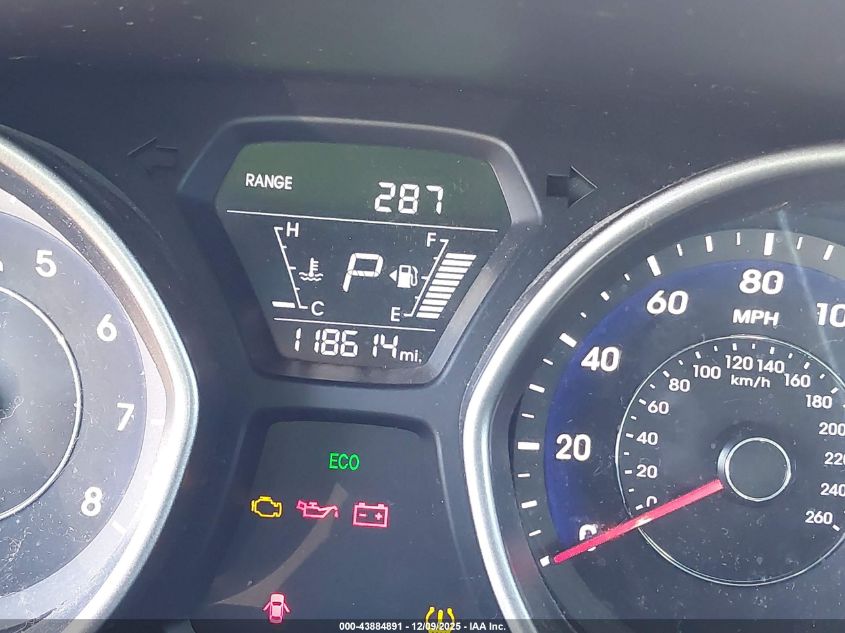 2016 Hyundai Elantra Se VIN: 5NPDH4AE7GH701823 Lot: 43884891