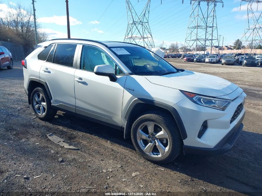 TOYOTA RAV4 HYBRID XLE PREMIUM