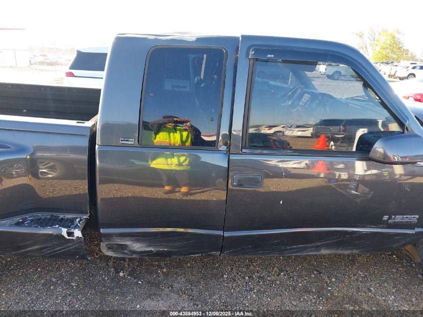 1996 Chevrolet Gmt-400 C1500 VIN: 2GCEC19R0T1199337 Lot: 43884953