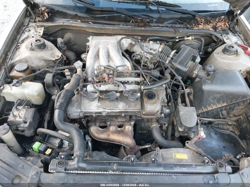 2001 Lexus Es 300 VIN: JT8BF28G110318990 Lot: 43884956