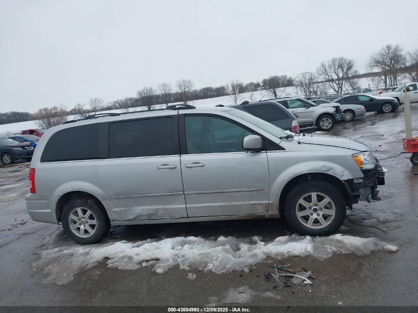 2008 Chrysler Town & Country Touring VIN: 2A8HR54P58R136647 Lot: 43884960