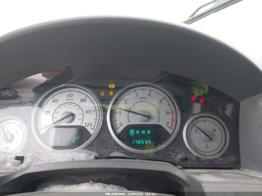 2008 Chrysler Town & Country Touring VIN: 2A8HR54P58R136647 Lot: 43884960