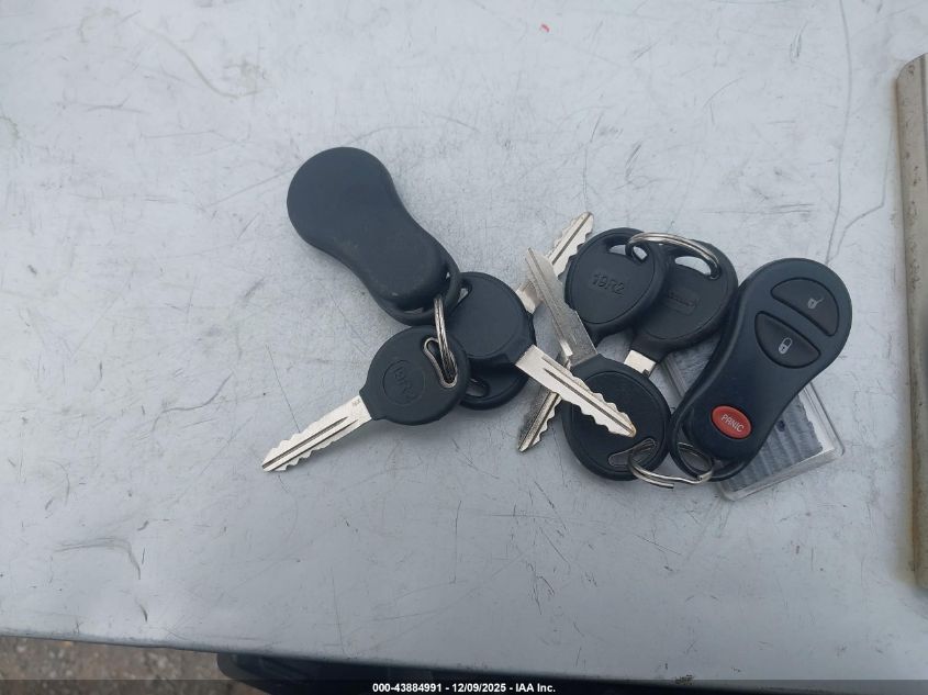 2000 Dodge Grand Caravan Se VIN: 1B4GP44G9YB780084 Lot: 43884991