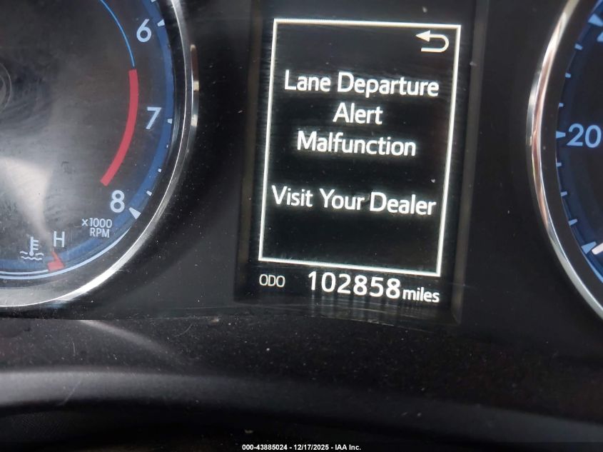 2017 Toyota Corolla Se VIN: 5YFBURHE0HP598352 Lot: 43885024