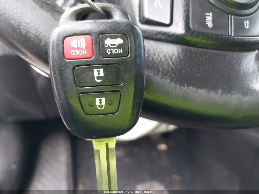 2017 Toyota Corolla Se VIN: 5YFBURHE0HP598352 Lot: 43885024