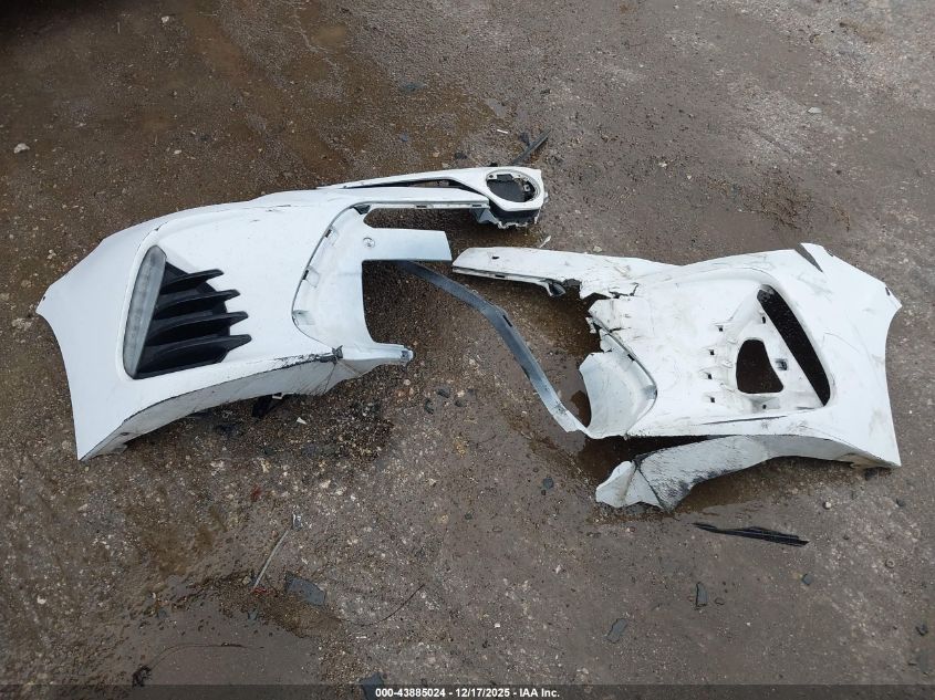 2017 Toyota Corolla Se VIN: 5YFBURHE0HP598352 Lot: 43885024