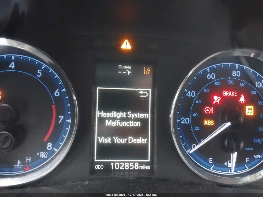 2017 Toyota Corolla Se VIN: 5YFBURHE0HP598352 Lot: 43885024