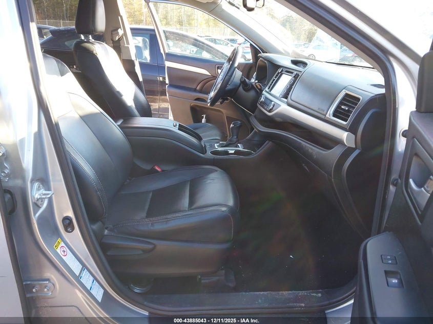 2016 Toyota Highlander Xle V6