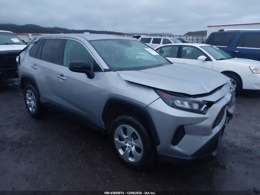 TOYOTA RAV4 LE