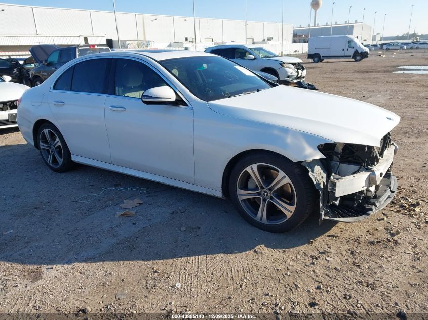 MERCEDES-BENZ E-CLASS E 300