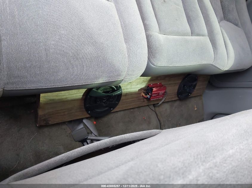 2004 Chevrolet Tahoe Ls VIN: 1GNEC13V24R269538 Lot: 43885257