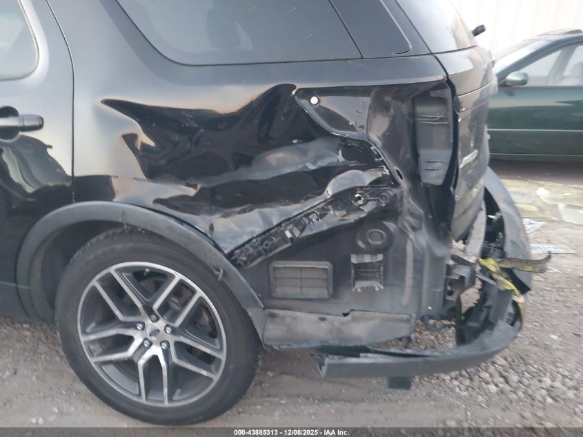 2016 Ford Explorer Sport VIN: 1FM5K8GT0GGC86041 Lot: 43885313