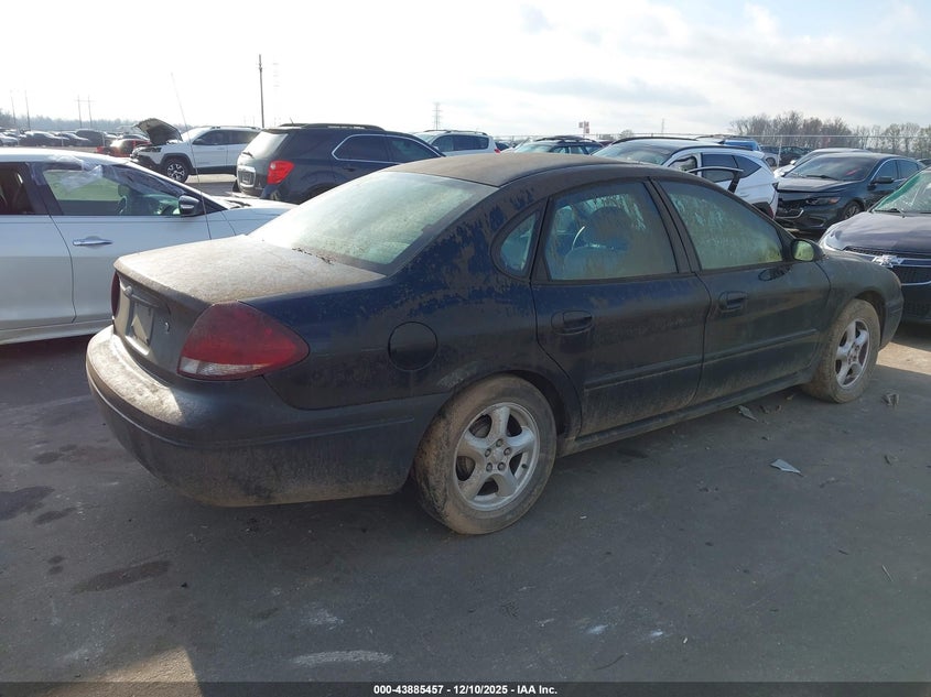 1FAFP55U94A124661 2004 FORD TAURUS photo no. 4